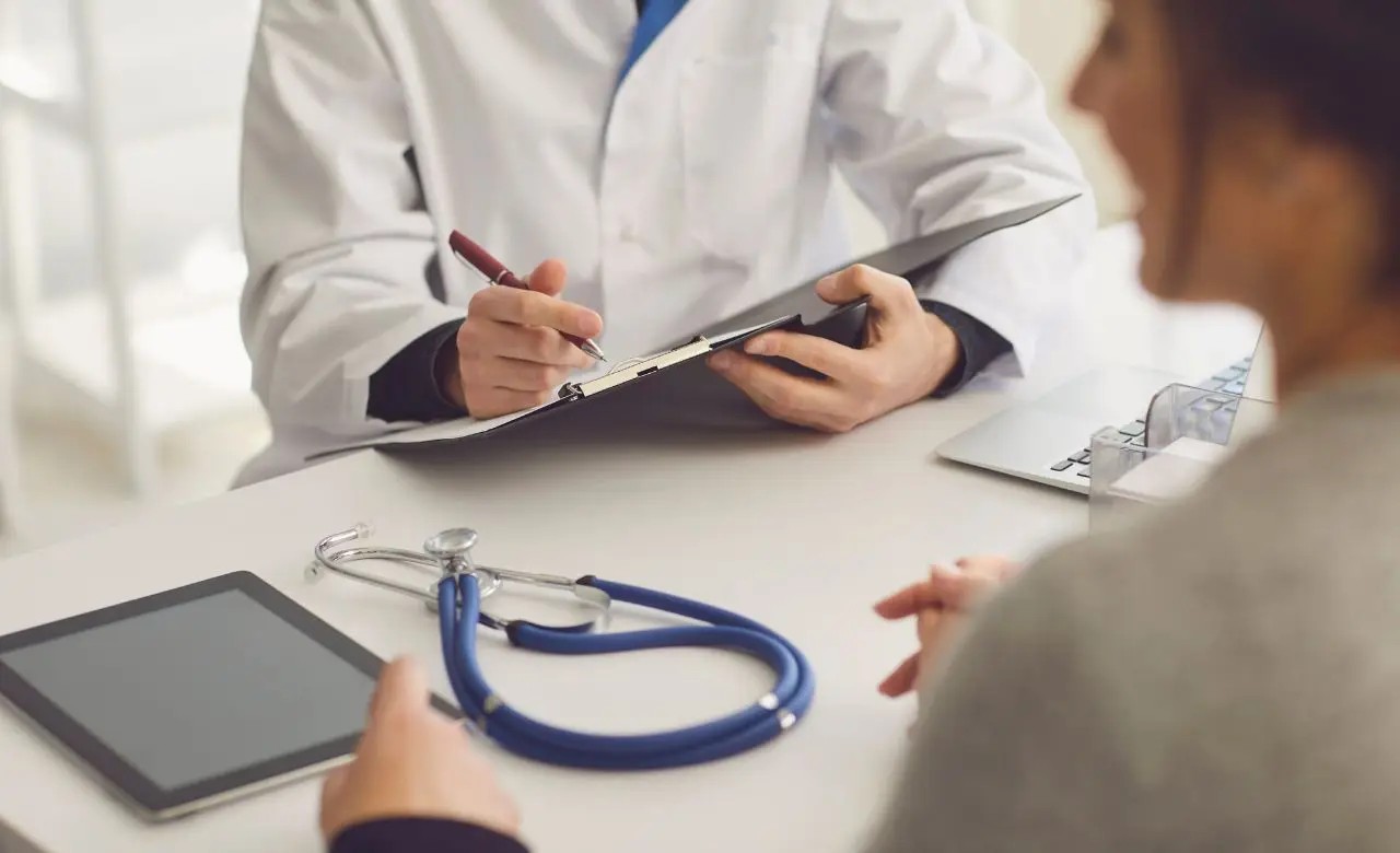 Visita di controllo o prima visita? Ecco l’errore comune che ti fa perdere tempo e soldi